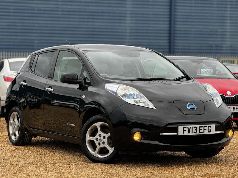 NISSAN LEAF